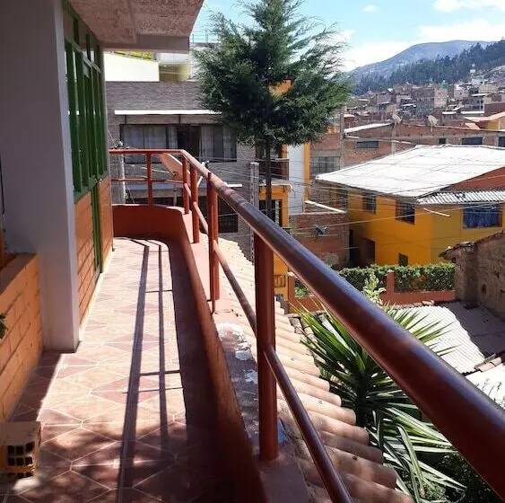 تختخواب و صبحانه Jo´s Place