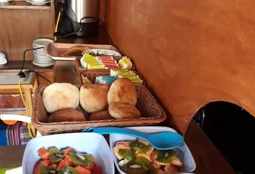 تختخواب و صبحانه Jo´s Place