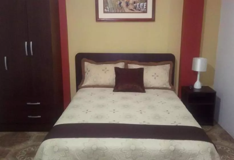 تختخواب و صبحانه Apartments & Rooms Helena