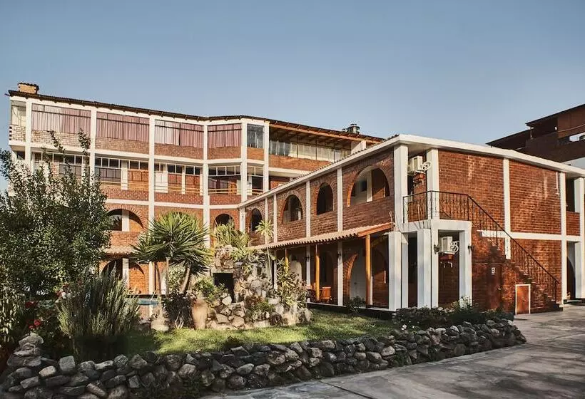 Hotel Bris