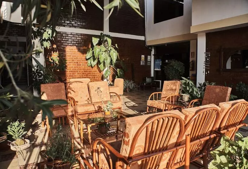 Hotel Bris