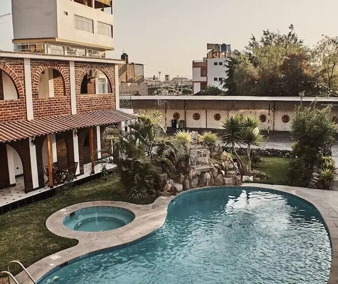 Hotel Bris