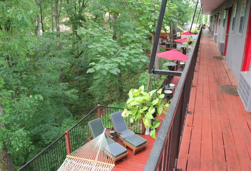 هتل Brydan Suites