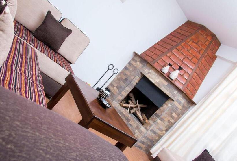 בית מלון כפרי & Bungalows Villa Valencia