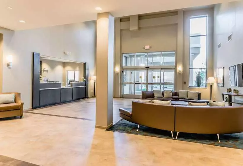 هتل Candlewood Suites Hartford Downtown By Ihg