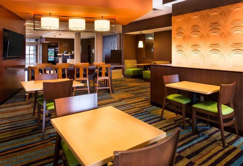 Отель Fairfield Inn & Suites By Marriott Utica