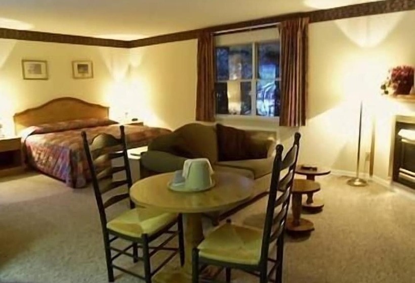 فندق Four Seasons Inn