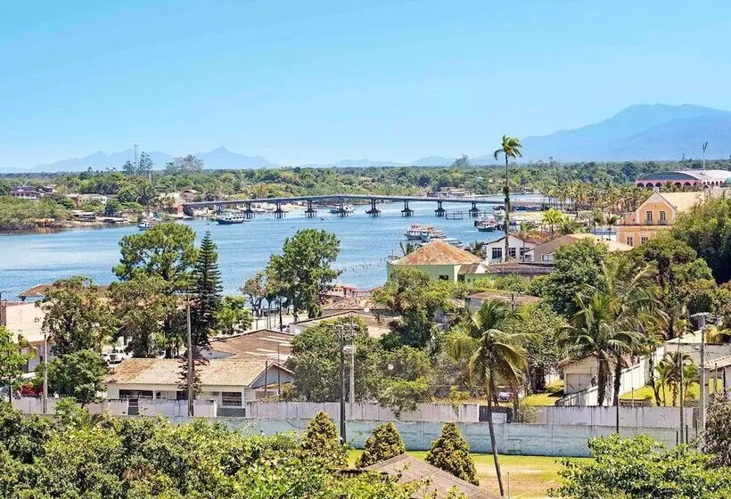 هتل Ibis Paranagua