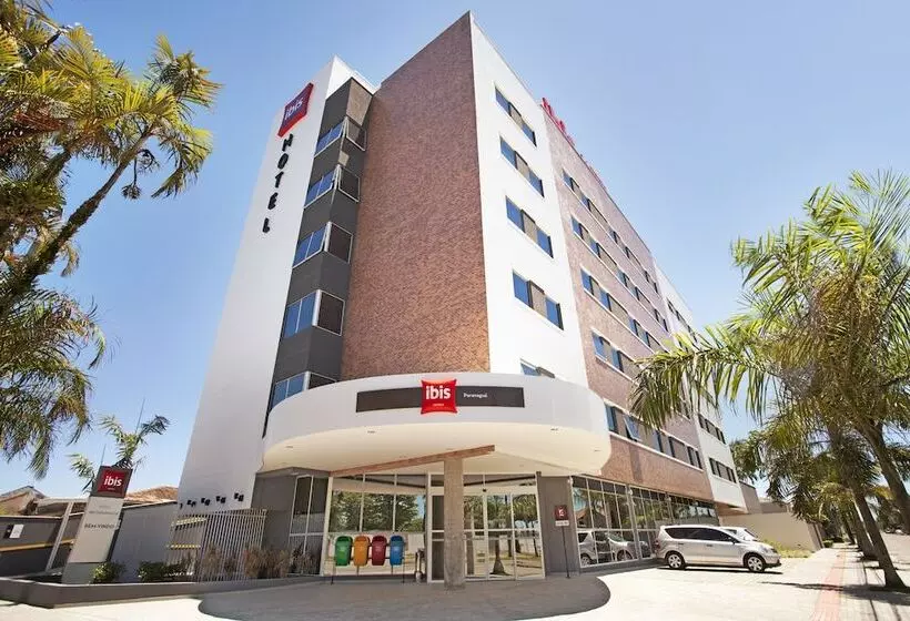 هتل Ibis Paranagua