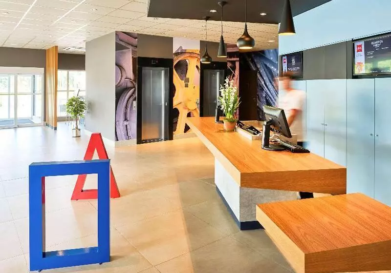 ホテル Ibis Rio Branco