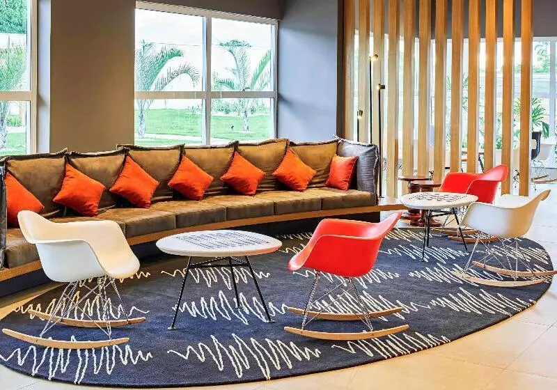 ホテル Ibis Rio Branco