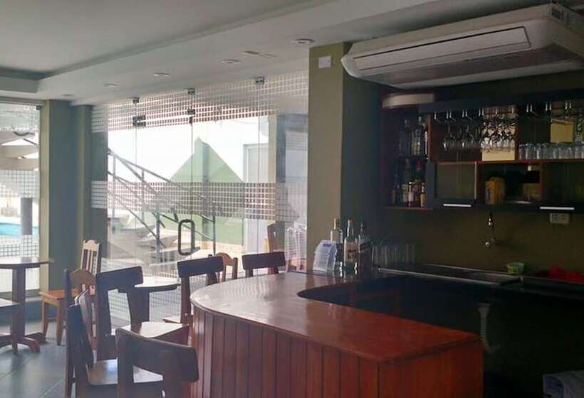 בית מלון כפרי Jhor Bush