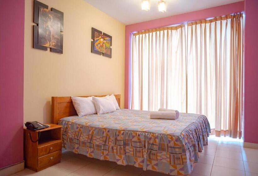 בית מלון כפרי Jhor Bush