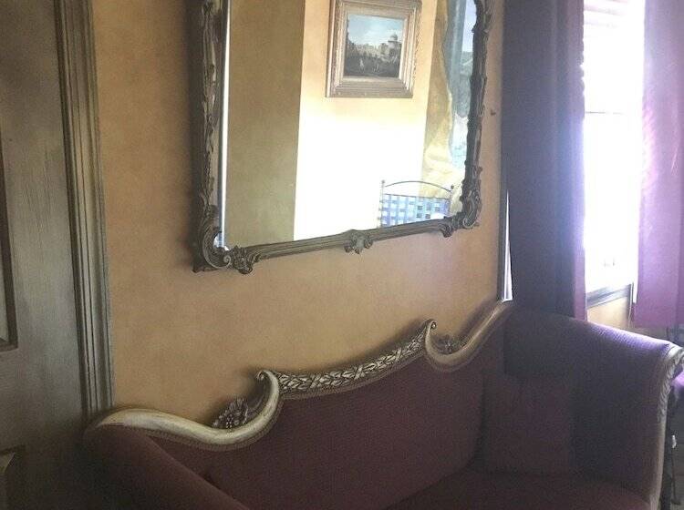 בית מלון כפרי Trade Winds Bed And Breakfast