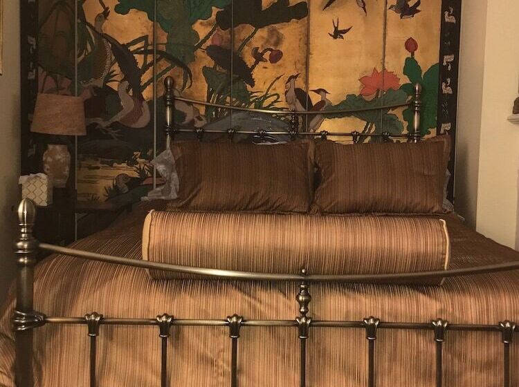 בית מלון כפרי Trade Winds Bed And Breakfast