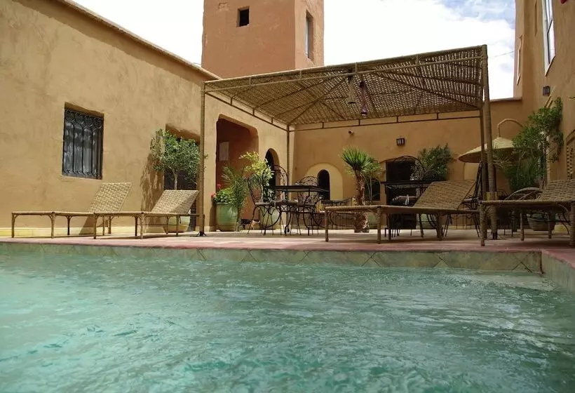 پانسیون Kasbah La Cigogne