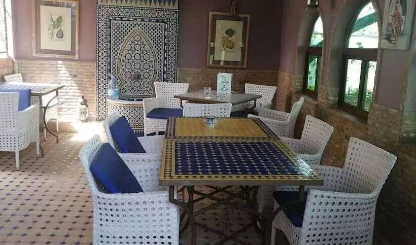 پانسیون Pasta Plaza