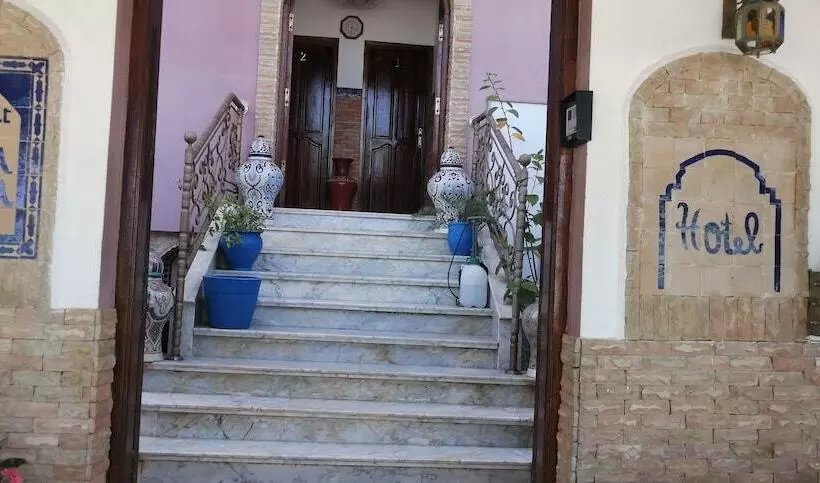 پانسیون Pasta Plaza