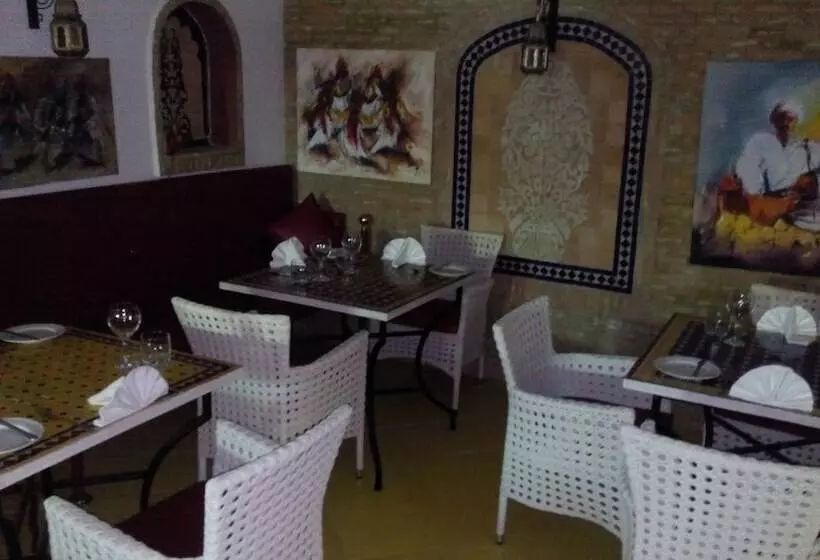 پانسیون Pasta Plaza