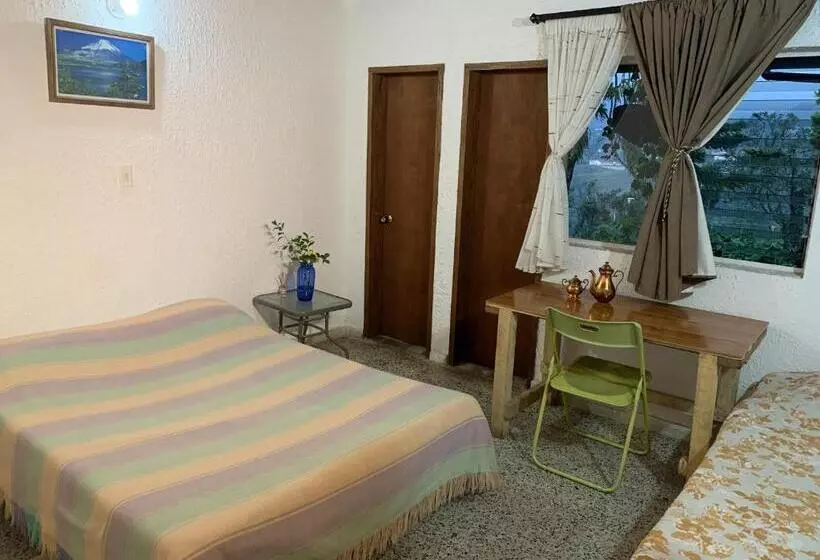 Al Bosque Hostel & Glamping
