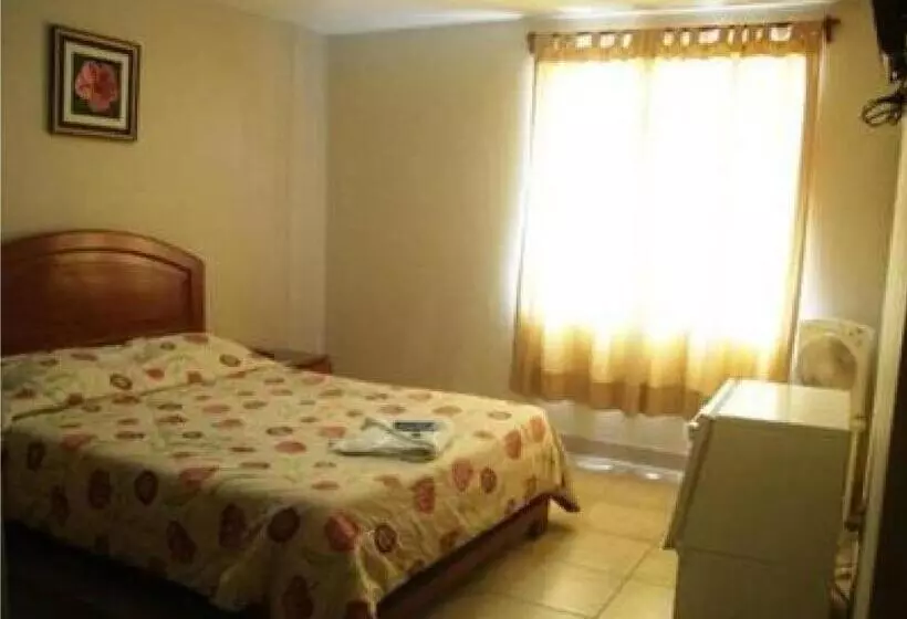 هاستل Hostal La Casona