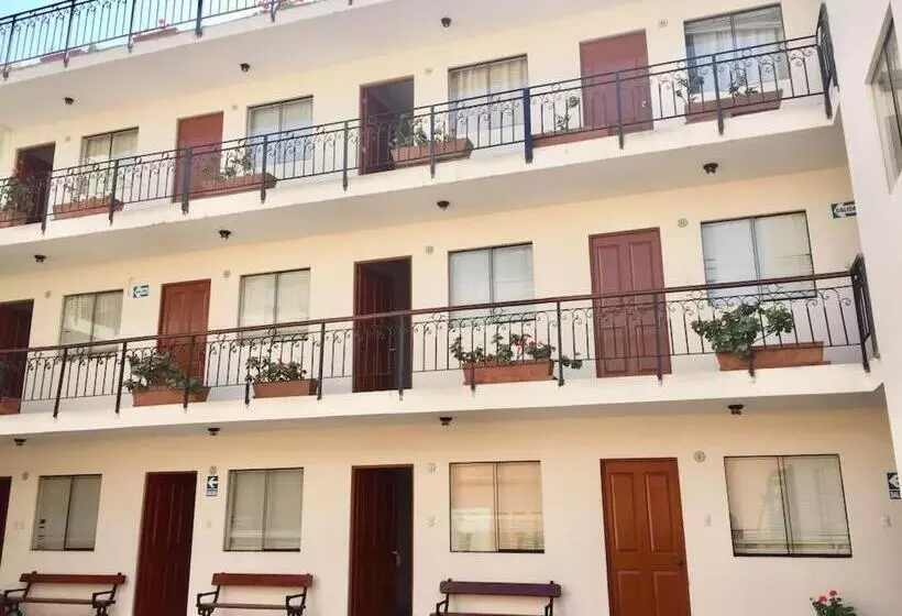 هاستل Hostal La Casona