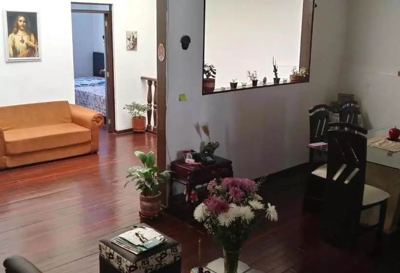 ベッドアンドブレックファースト Angie`s House