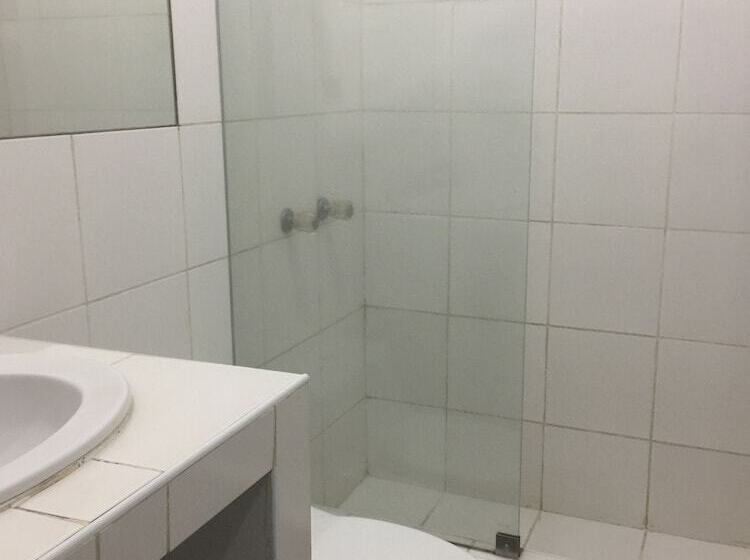 ベッドアンドブレックファースト Ica Adventures Ii