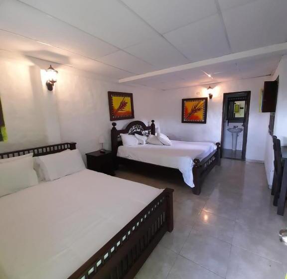 Hotel Campestre Los Nogales