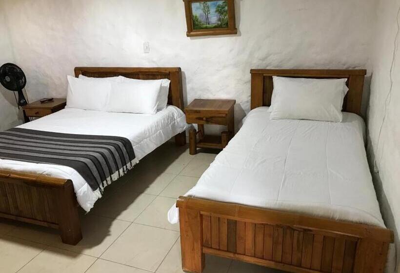 Hotel Campestre Los Nogales