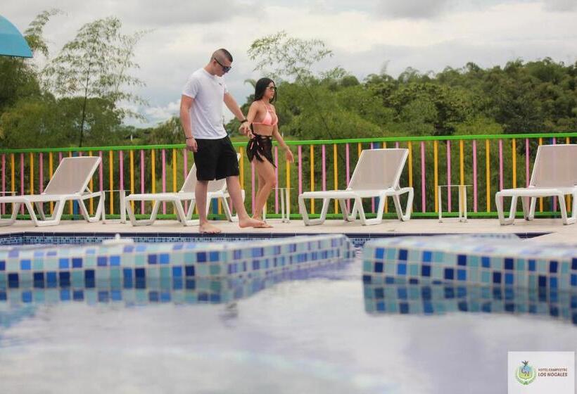 Hotel Campestre Los Nogales