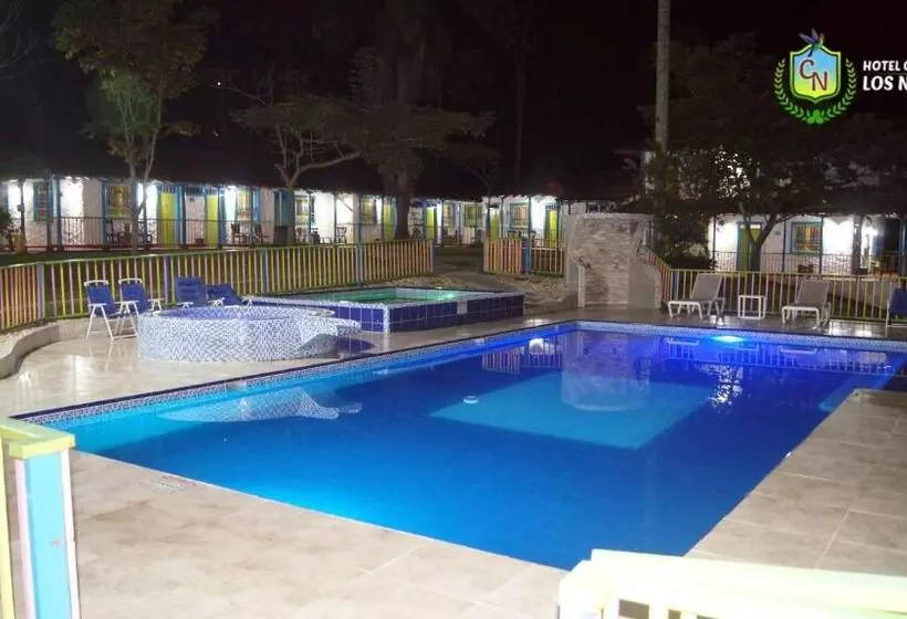 ホテル Campestre Los Nogales