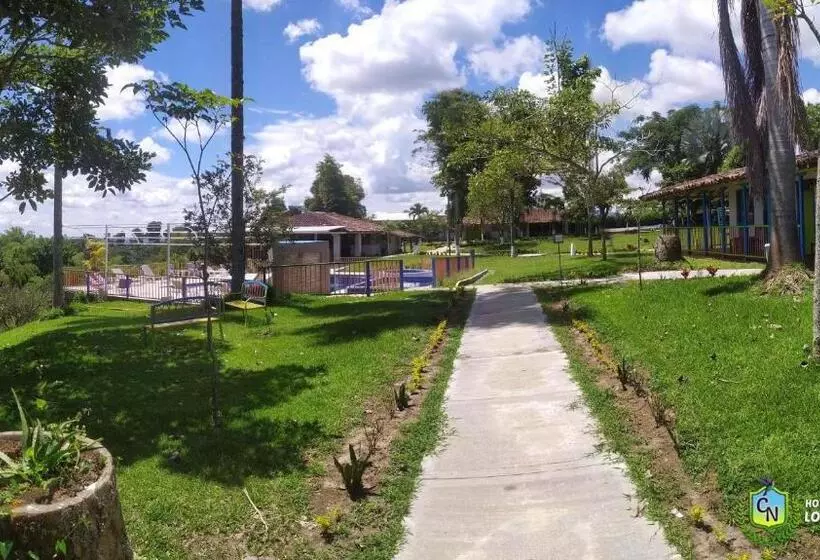 ホテル Campestre Los Nogales