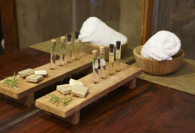 هتل Eco Lodge Mancora