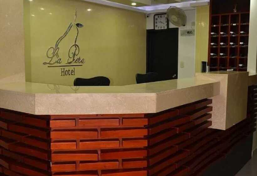 Отель La Pera
