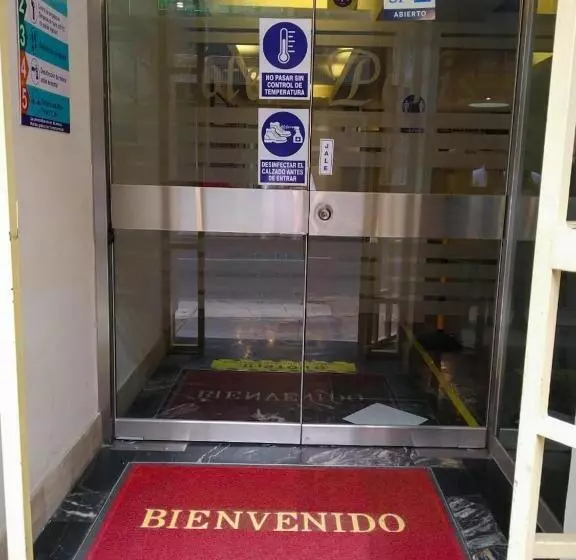 Hotel Paris Lima