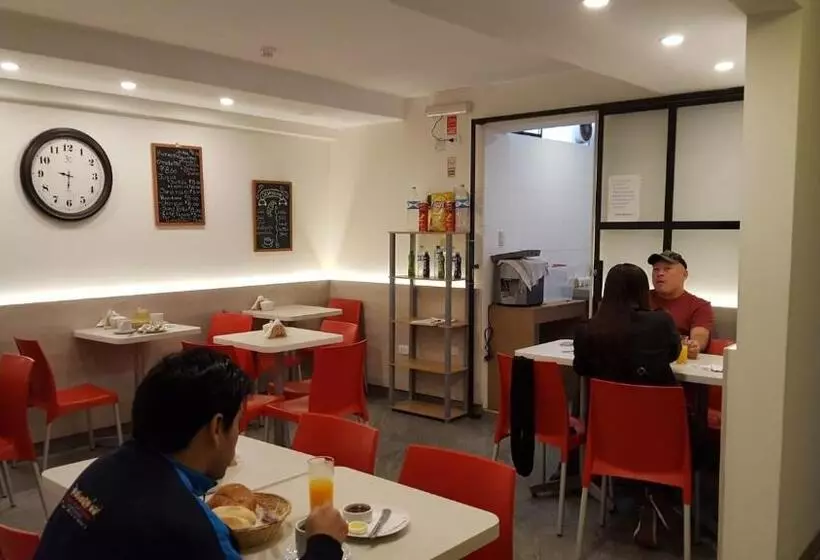 Hotel Paris Lima