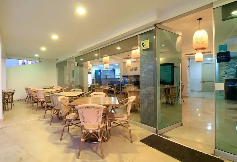 Hotelli Summer Frente Al Mar