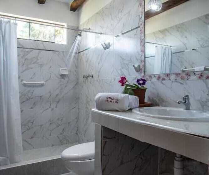 هتل Villa De Paris