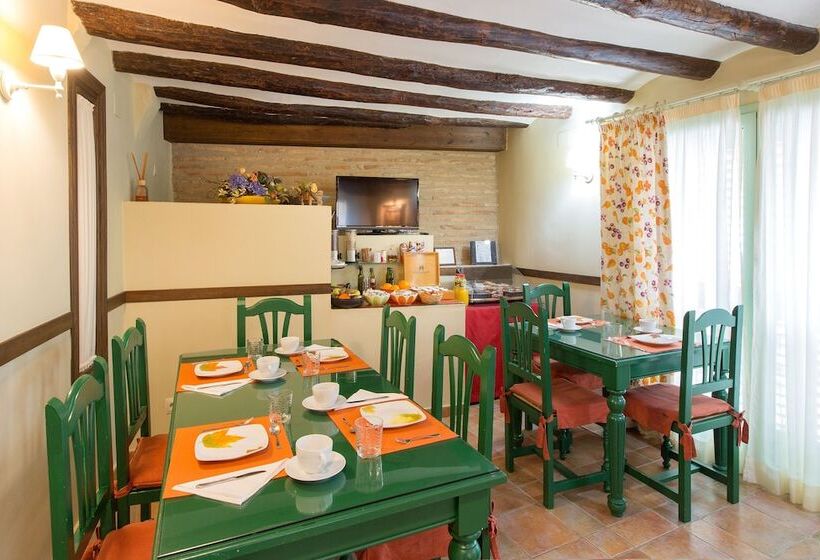 Отель Villa San Jorge