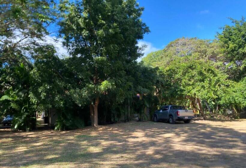 بنسيون Cabinas La Casona Del Pirata