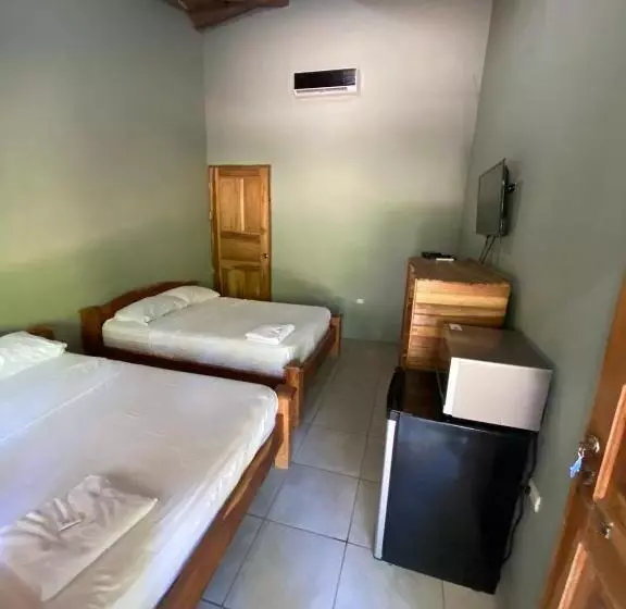 ペンション Cabinas La Casona Del Pirata