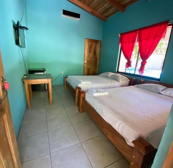 بنسيون Cabinas La Casona Del Pirata