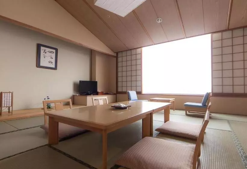 旅館 Yokote Onsen Hotel Plaza Geihin
