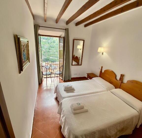Hostal Villa Verde Adults Only