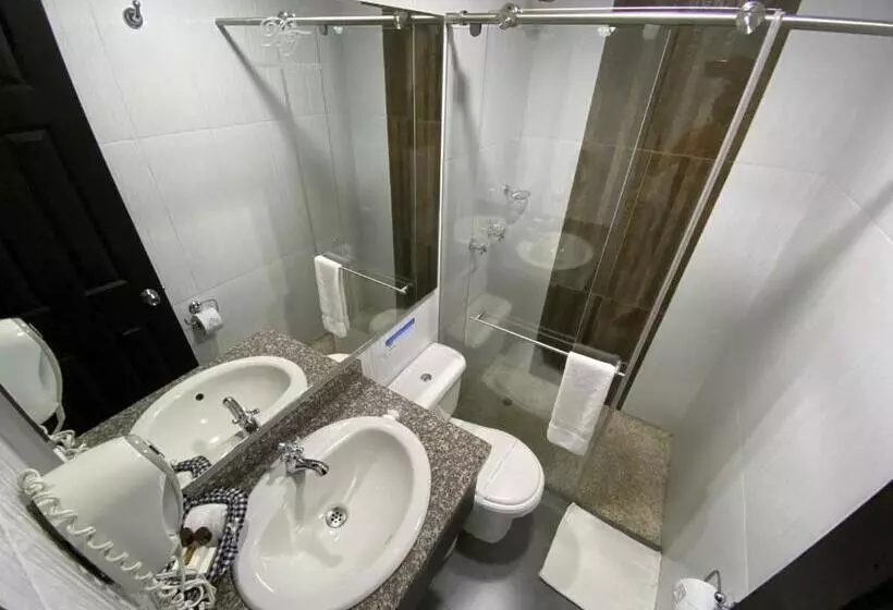 Hotel Beta