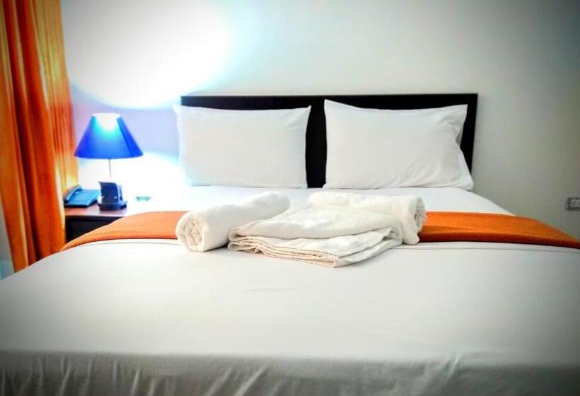 בית מלון כפרי Casimena