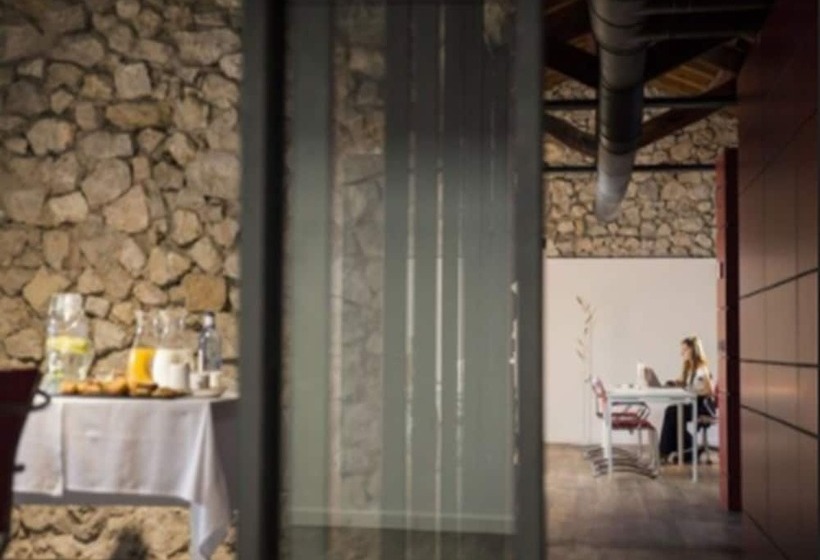 酒店 Confluent Health Resort