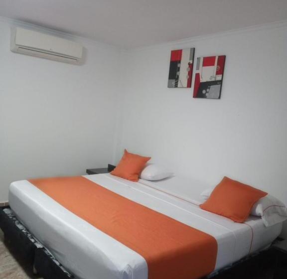 هتل Confort Plaza