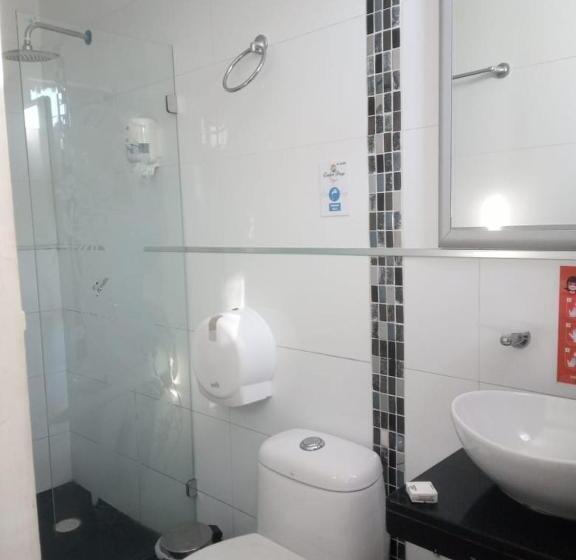 هتل Confort Plaza